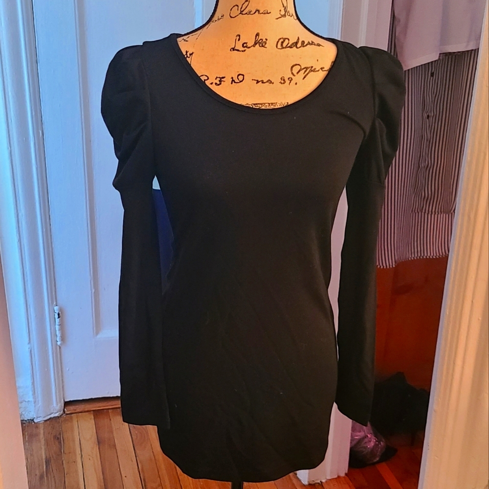 Puff Sleeve Long Sleeve Top